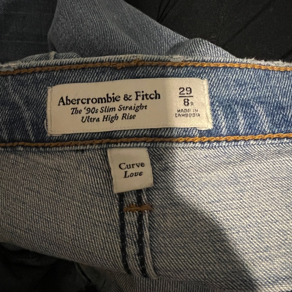 Abercrombie & Fitch Women's Straight Leg Jeans - Light Blue - Picture 7 of 7